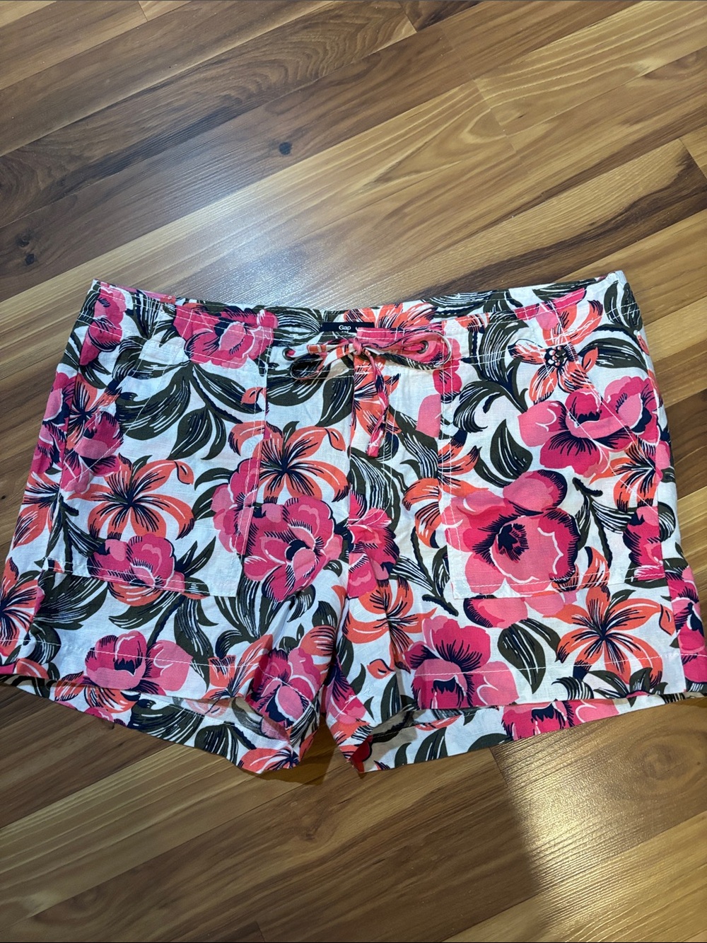GAP Pink and Black Floral Drawstring Women’s Shorts
